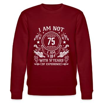 Geschenk 75 Jahre Geburtstagskind - Stanley/Stella Unisex Bio-Sweatshirt CHANGER  - Burgunderrot - Vorne - Nik (191cm) & Marisol (170cm)