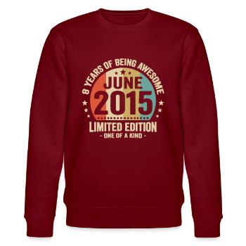 Juni 2015 8 Jahre Jubiläum Vintage Geschenkidee - Stanley/Stella Unisex Bio-Sweatshirt CHANGER  - Burgunderrot - Vorne - Nik (191cm) & Marisol (170cm)