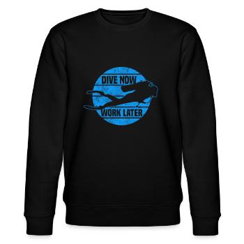 Dive now, Work later - Tauchen - Stanley/Stella Unisex Bio-Sweatshirt CHANGER  - Schwarz - Vorne - Nik (191cm) & Marisol (170cm)