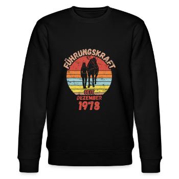 Führungskraft Reiten Geburtstag Dezember 1978 - Stanley/Stella Unisex Bio-Sweatshirt CHANGER  - Schwarz - Vorne - Nik (191cm) & Marisol (170cm)