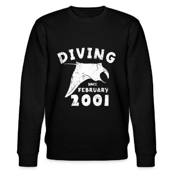 Diver Birthday - Diving since February 2001 - Stanley/Stella CHANGER Unisex Organic Sweatshirt - black - Front - Nik (191cm) & Marisol (170cm)