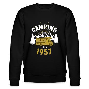 Geburtstag: Camping seit Juli 1957 Wohnmobil - Stanley/Stella Unisex Bio-Sweatshirt CHANGER  - Schwarz - Vorne - Nik (191cm) & Marisol (170cm)