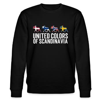 Elch Design mit Skandinavischen Flaggen - Stanley/Stella Unisex Bio-Sweatshirt CHANGER  - Schwarz - Vorne - Nik (191cm) & Marisol (170cm)