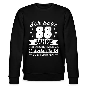 88. Geburtstag Meisterwerk 88 Jahre Geschenk - Stanley/Stella Unisex Bio-Sweatshirt CHANGER  - Schwarz - Vorne - Nik (191cm) & Marisol (170cm)