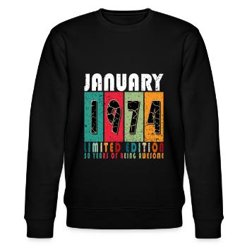 Legende 50 Jahre 1974 Januar 50 Jahre - Stanley/Stella Unisex Bio-Sweatshirt CHANGER  - Schwarz - Vorne - Nik (191cm) & Marisol (170cm)