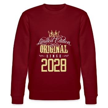 2028 limited edition - Stanley/Stella Unisex Bio-Sweatshirt CHANGER  - Burgunderrot - Vorne - Nik (191cm) & Marisol (170cm)