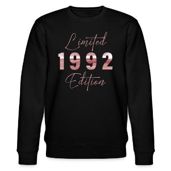Minimalist Limited 1992 Edition Geburtstag Pastel - Stanley/Stella Unisex Bio-Sweatshirt CHANGER  - Schwarz - Vorne - Nik (191cm) & Marisol (170cm)