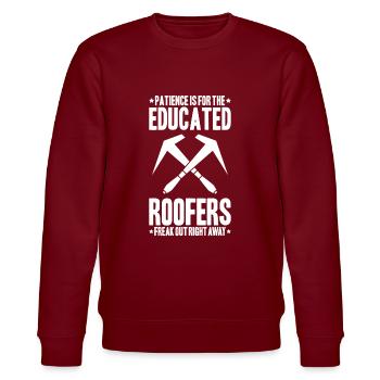 Dachdecker Dachdeckerei Dachdecken Roofer Roofing - Stanley/Stella Unisex Bio-Sweatshirt CHANGER  - Burgunderrot - Vorne - Nik (191cm) & Marisol (170cm)