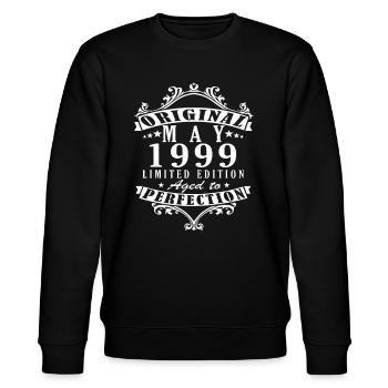 May 1999 Birthday May 1999 Gift May 1999 May - Stanley/Stella CHANGER Unisex Organic Sweatshirt - black - Front - Nik (191cm) & Marisol (170cm)