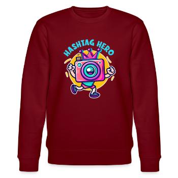Digital Creator Hashtag Hero Social Media - Stanley/Stella Unisex Bio-Sweatshirt CHANGER  - Burgunderrot - Vorne - Nik (191cm) & Marisol (170cm)