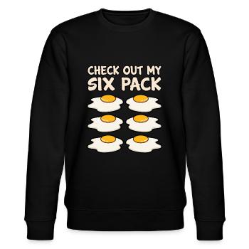 Ei Sixpack Geschenk - Stanley/Stella Unisex Bio-Sweatshirt CHANGER  - Schwarz - Vorne - Nik (191cm) & Marisol (170cm)