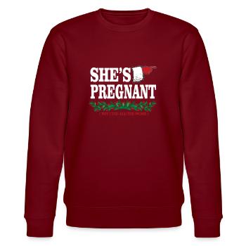 Pregnant Christmas - Stanley/Stella CHANGER Unisex Organic Sweatshirt - burgundy - Front - Nik (191cm) & Marisol (170cm)