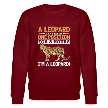 Leopard Position 8 Stunden Wildleben Großkatzen - Stanley/Stella Unisex Bio-Sweatshirt CHANGER  - Burgunderrot - Vorne - Nik (191cm) & Marisol (170cm)