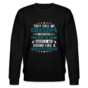 Sie nennen mich OPA, weil Partner in Crime - Fa - Stanley/Stella Unisex Bio-Sweatshirt CHANGER  - Schwarz - Vorne - Nik (191cm) & Marisol (170cm)