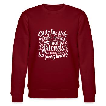 Wahre Freundschaft kennt keine Entfernung Geschenk - Stanley/Stella Unisex Bio-Sweatshirt CHANGER  - Burgunderrot - Vorne - Nik (191cm) & Marisol (170cm)