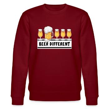 bier bierzelt trinkspruch "beer different" - Stanley/Stella Unisex Bio-Sweatshirt CHANGER  - Burgunderrot - Vorne - Nik (191cm) & Marisol (170cm)