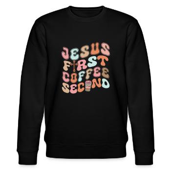 Jesus First Coffee Second - Stanley/Stella Unisex Bio-Sweatshirt CHANGER  - Schwarz - Vorne - Nik (191cm) & Marisol (170cm)