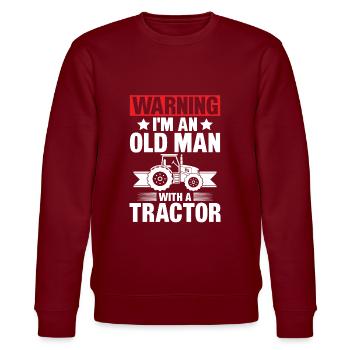 Warnung: Ich Bin Ein Alter Mann Mit Einem Traktor - Stanley/Stella Unisex Bio-Sweatshirt CHANGER  - Burgunderrot - Vorne - Nik (191cm) & Marisol (170cm)