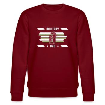 Dad Vater Vatertag Militär Soldaten - Stanley/Stella Unisex Bio-Sweatshirt CHANGER  - Burgunderrot - Vorne - Nik (191cm) & Marisol (170cm)