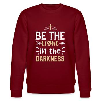 Be the light in the darkness - Stanley/Stella Unisex Bio-Sweatshirt CHANGER  - Burgunderrot - Vorne - Nik (191cm) & Marisol (170cm)