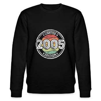 Jahrgang 2005 limited Edition 18. Geburtstag - Stanley/Stella Unisex Bio-Sweatshirt CHANGER  - Schwarz - Vorne - Nik (191cm) & Marisol (170cm)