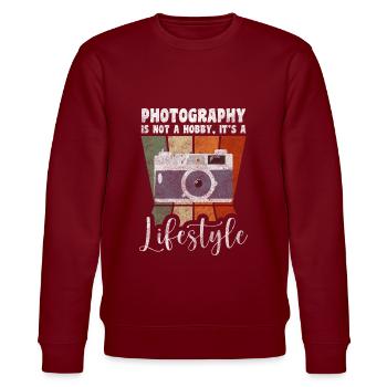 Photographer Image Digital Camera - Stanley/Stella CHANGER Unisex Organic Sweatshirt - burgundy - Front - Nik (191cm) & Marisol (170cm)