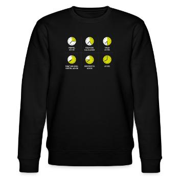 Schwäbische Uhrzeit - Stanley/Stella Unisex Bio-Sweatshirt CHANGER  - Schwarz - Vorne - Nik (191cm) & Marisol (170cm)