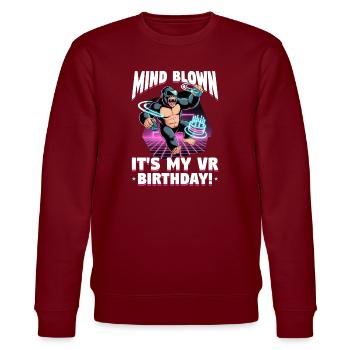 Birthday Gamer VR - Stanley/Stella Unisex Bio-Sweatshirt CHANGER  - Burgunderrot - Vorne - Nik (191cm) & Marisol (170cm)