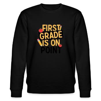 First Grade Is On Point - Stanley/Stella CHANGER Unisex Organic Sweatshirt - black - Front - Nik (191cm) & Marisol (170cm)