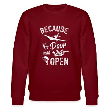Because The Door was Open - Stanley/Stella Unisex Bio-Sweatshirt CHANGER  - Burgunderrot - Vorne - Nik (191cm) & Marisol (170cm)
