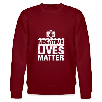 Analog Photography Analogue Photography Film Negatives - Stanley/Stella CHANGER Unisex Organic Sweatshirt - burgundy - Front - Nik (191cm) & Marisol (170cm)