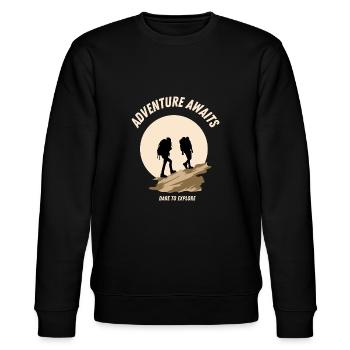 Das Abenteuer wartet auf Sie. Trauen Sie sich, auf Entdeckungsreise zu gehen. - Stanley/Stella Unisex Bio-Sweatshirt CHANGER  - Schwarz - Vorne - Nik (191cm) & Marisol (170cm)