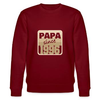 1996 1996 - Stanley/Stella Unisex Bio-Sweatshirt CHANGER  - Burgunderrot - Vorne - Nik (191cm) & Marisol (170cm)