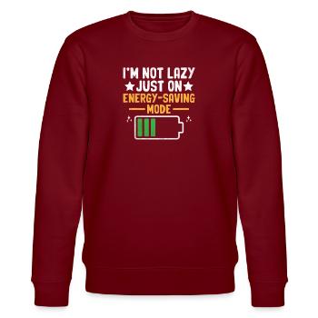 Ich bin nicht faul, nur auf Energiesparmodus Sarkasmus zu setzen - Stanley/Stella Unisex Bio-Sweatshirt CHANGER  - Burgunderrot - Vorne - Nik (191cm) & Marisol (170cm)