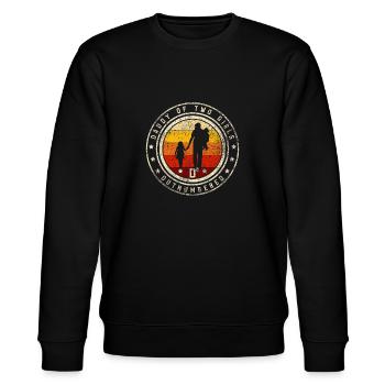 Vater von Mädchen Dad Papa Outnumbered - Stanley/Stella Unisex Bio-Sweatshirt CHANGER  - Schwarz - Vorne - Nik (191cm) & Marisol (170cm)