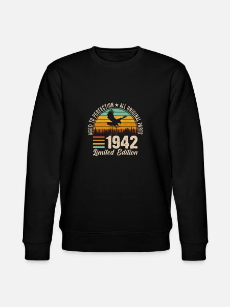 1942 - A legendary year - Stanley/Stella CHANGER Unisex Organic Sweatshirt - black