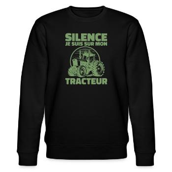 Stille, ich bin auf meinem Traktor - Tractor Humor - Stanley/Stella Unisex Bio-Sweatshirt CHANGER  - Schwarz - Vorne - Nik (191cm) & Marisol (170cm)