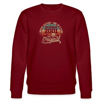 Retro November - November 2001 Birthday Gift - Stanley/Stella CHANGER Unisex Organic Sweatshirt - burgundy - Front - Nik (191cm) & Marisol (170cm)