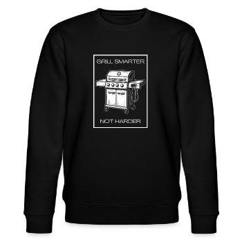 Grill smarter not harder – Gasgrill Shirt - Stanley/Stella Unisex Bio-Sweatshirt CHANGER  - Schwarz - Vorne - Nik (191cm) & Marisol (170cm)