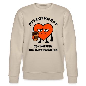 Pflegekraft 70% Koffein 30% Improvisation - Stanley/Stella Unisex Bio-Sweatshirt CHANGER  - Beige - Vorne - Nik (191cm) & Marisol (170cm)