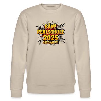 Realschule Geschafft 2025 - Stanley/Stella Unisex Bio-Sweatshirt CHANGER  - Beige - Vorne - Nik (191cm) & Marisol (170cm)