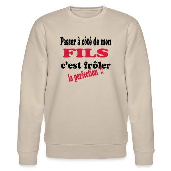 Mon fils la perfection 111 - Stanley/Stella Unisex Bio-Sweatshirt CHANGER  - Beige - Vorne - Nik (191cm) & Marisol (170cm)