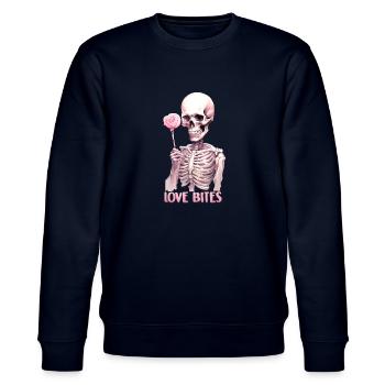 Love Bites Valentinstag Gothic Skelett Liebe Rose - Stanley/Stella Unisex Bio-Sweatshirt CHANGER  - Navy - Vorne - Nik (191cm) & Marisol (170cm)