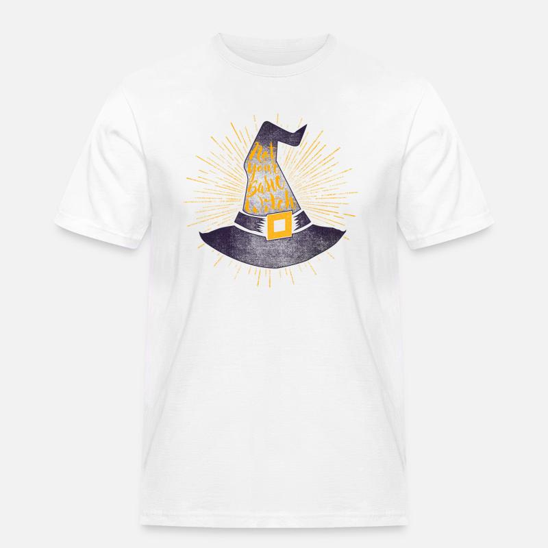 Not your basic witch / Halloween - Männer Workwear T-Shirt - Weiß