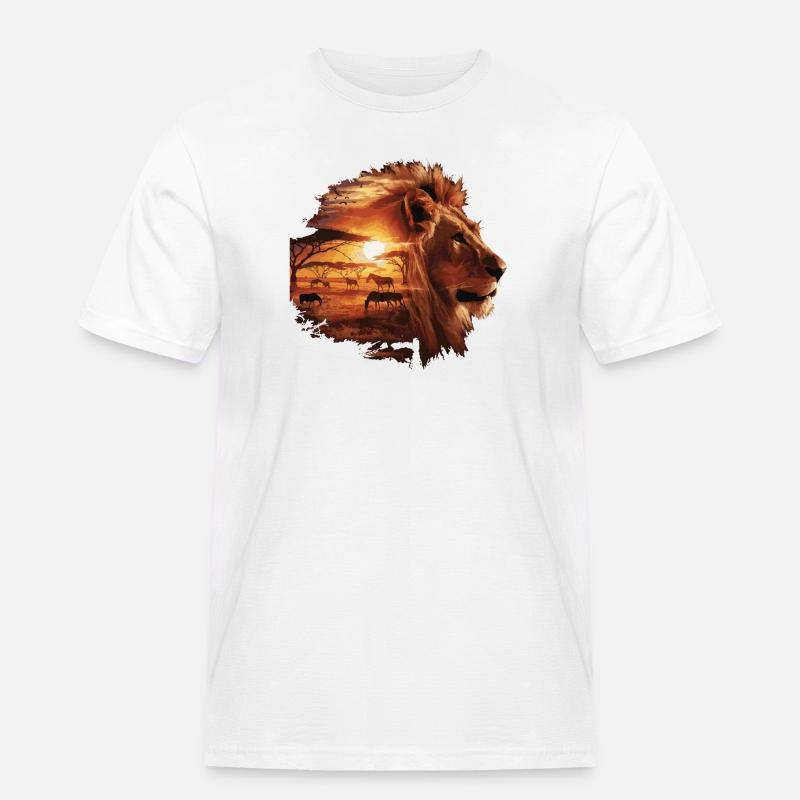 Löwe Savanne Sunset Double Exposure Design - Männer Workwear T-Shirt - Weiß
