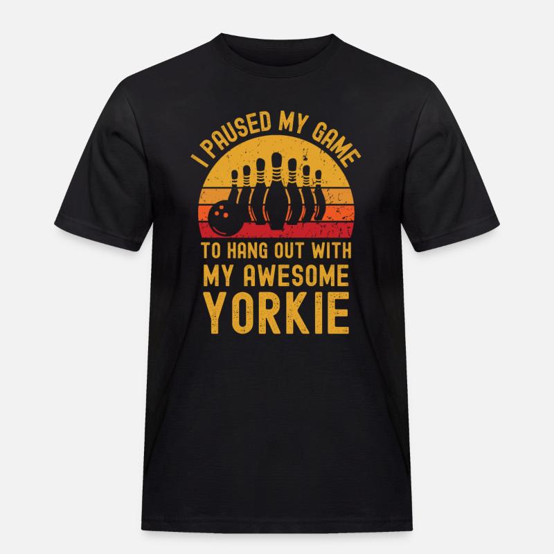Bowling und Yorkshire-Terrier - Männer Workwear T-Shirt - Schwarz
