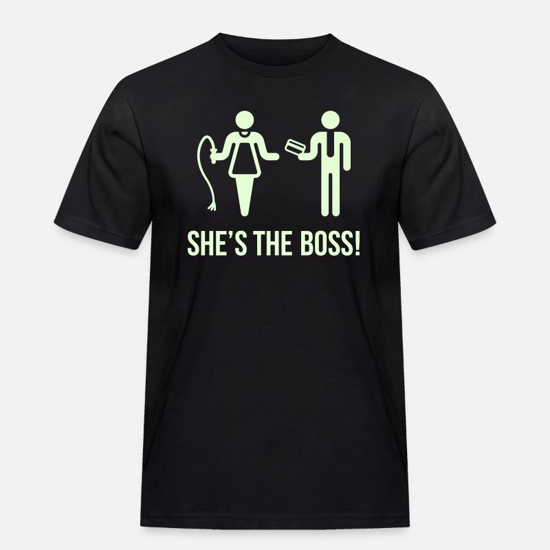 She's The Boss! (Ehefrau & Ehemann) - Männer Workwear T-Shirt - Schwarz