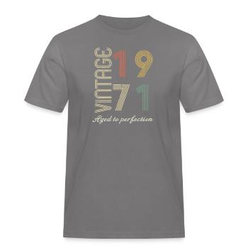 53 Jahre Geburtstagsgeschenk - 1971 - Männer Workwear T-Shirt - Grau - Vorne - AI Model Male 185 dark (185cm)