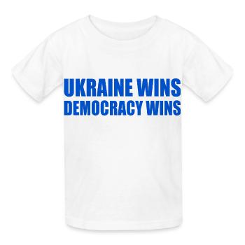 Ukraine wins democracy wins - Kids T-Shirt by Russell - white - Front - AI Model Kid Male (0cm)