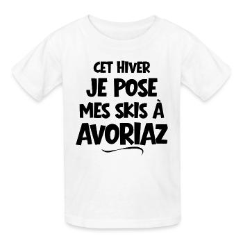 Skigebiet, Skifahren, Avoriaz - Kinder T-Shirt von Russell - Weiß - Vorne - AI Model Kid Male (0cm)